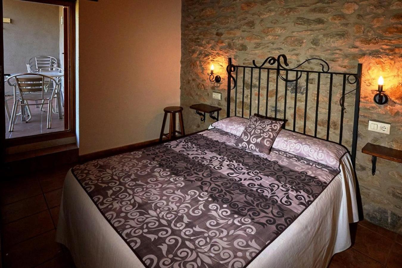 Can Tubau - Casa Rural - Apartaments Campelles ภายนอก รูปภาพ