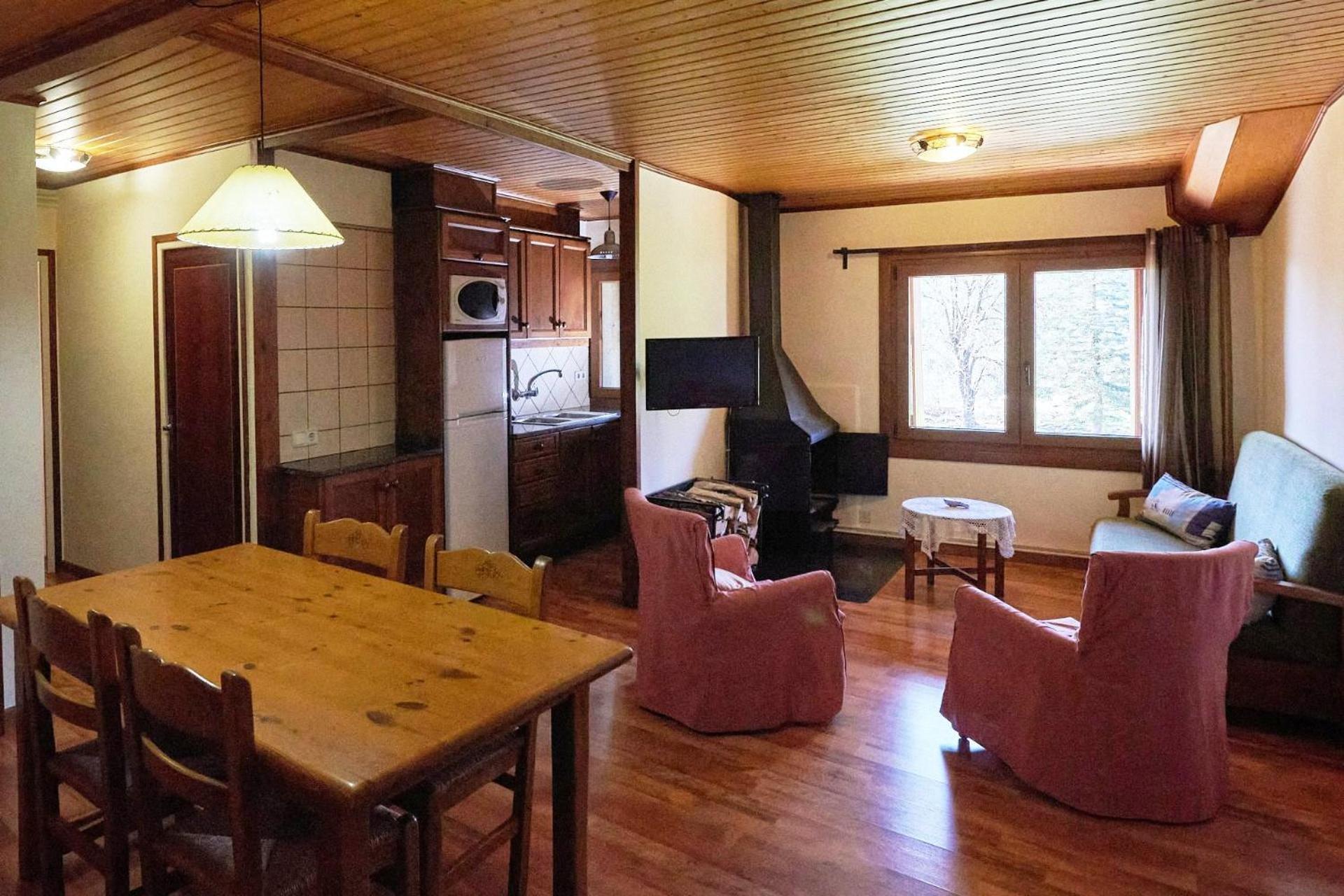 Can Tubau - Casa Rural - Apartaments Campelles ภายนอก รูปภาพ